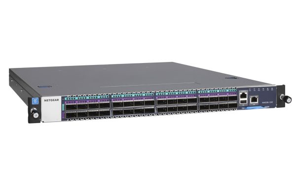 Switch Netgear CSM4532-100EUS 32p  Managed 100 Gigabit