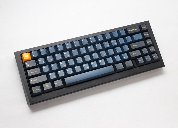 Ducky Outlaw 65 klawiatura Uniwersalne USB Czarny - obrazek 2