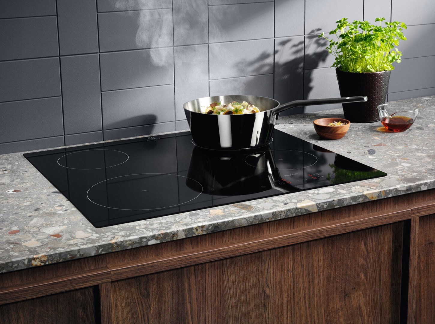 Płyta indukcyjna ELECTROLUX LIB60420CK - obrazek 2