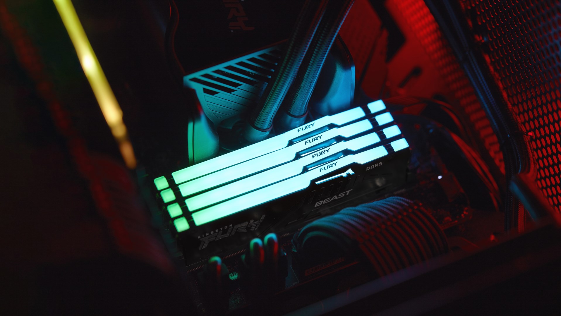 KINGSTON DDR5 32GB 5600MT/s CL40 DIMM FURY Beast RGB - obrazek 2