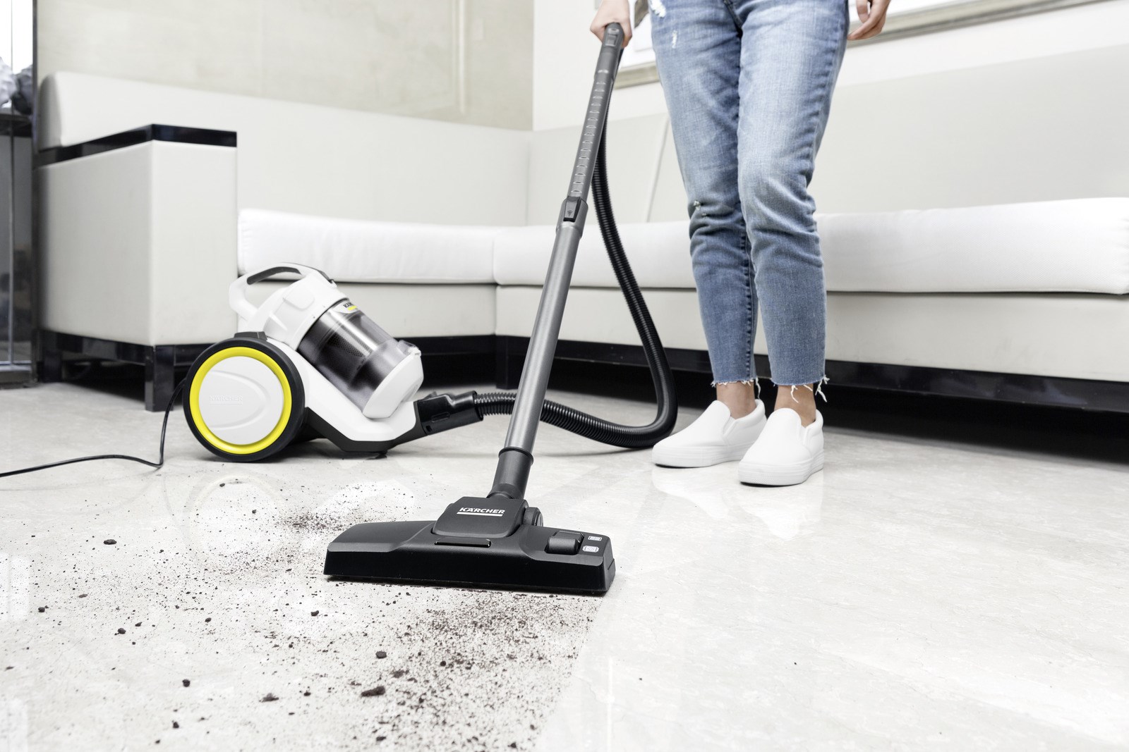 Odkurzacz KARCHER VC 3 - 1.198-053.0 (WYPRZEDAŻ) - obrazek 2