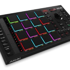 AKAI MPC STUDIO - Kontroler z oprogramowaniem tworzący kompletną stację roboczą typu MPC