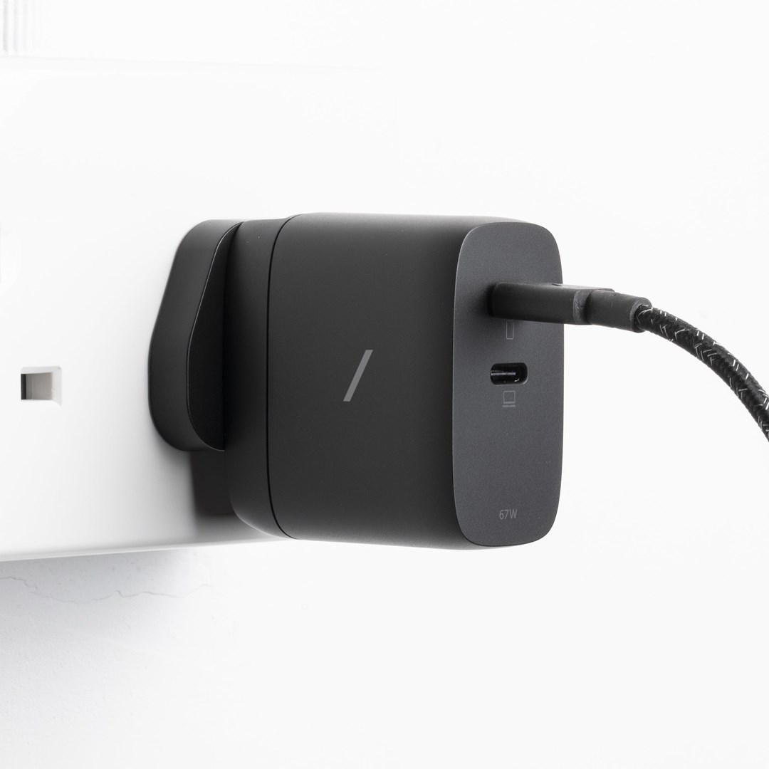 Ładowarka firmy Native Union Fast Gan Charger Pd 67W - obrazek 2