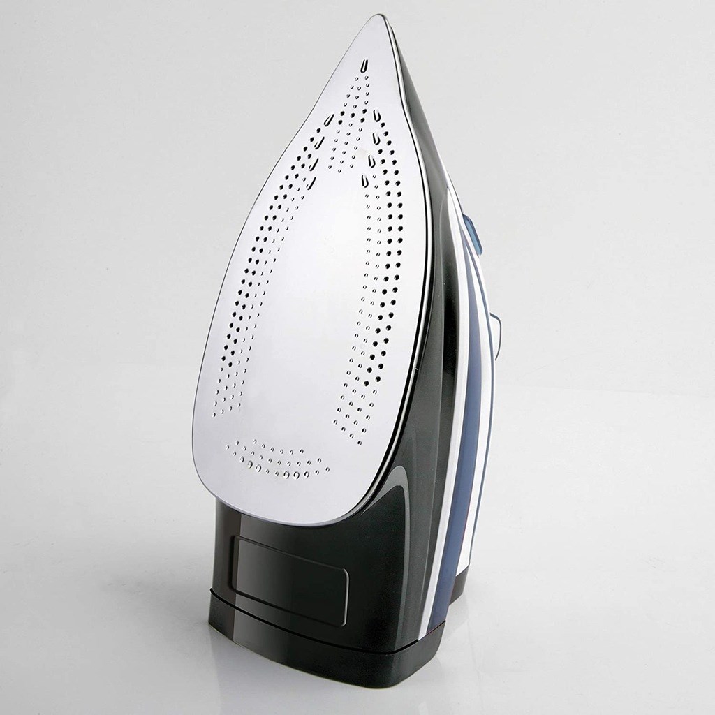 Żelazko parowe Black+Decker BXIR2402E (2400W; biały) - obrazek 2