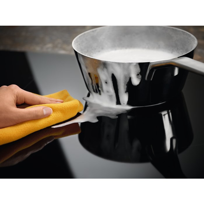 Płyta indukcyjna ELECTROLUX LIV63431BK - obrazek 2