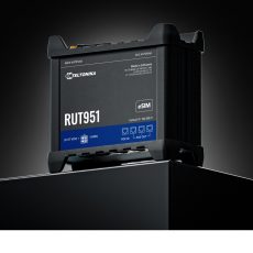 Router Wi-FI 4 LTE CAT.4 RUT951 PoE+ z Zasilaczem (60W), 2x SIM, eSIM