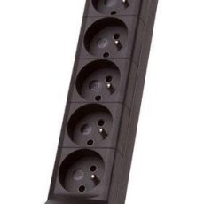 Listwa zasilająca Lestar LZRM 810 BW G-A K.:CZ 3M IEC320 (8 x UTE; 10 A; 1,5m; kolor czarny)